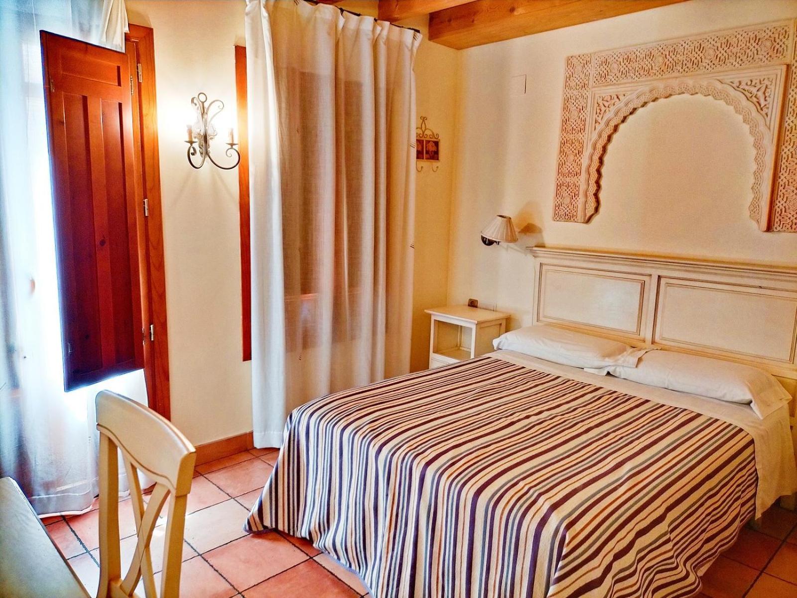 Abadia Hotel — Photos 1